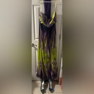 Formal floor length dress XXL (fits like a 14) matching shoes listed separately